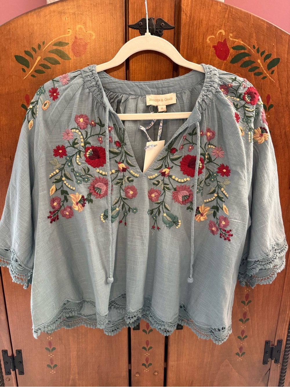 Jennifer Grace NWT $89 Embroidered V-Neck Boho Tunic in Dusty Blue med/lg - Picture 7 of 9